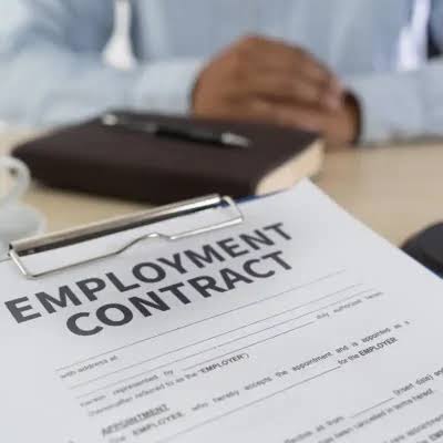 Le guide complet du salaire à Dubaï : Comprendre le package et négocier son contrat