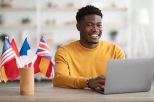 L’importance de la maîtrise de l’anglais des affaires pour s’imposer sur le marché du Golfe
