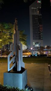 Créer sa société tech à Dubaï : Le match juridique et fiscal entre le DIFC et la DMCC