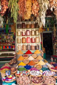 Le guide des Souks traditionnels : L&rsquo;or et les épices au cœur du Vieux Dubaï